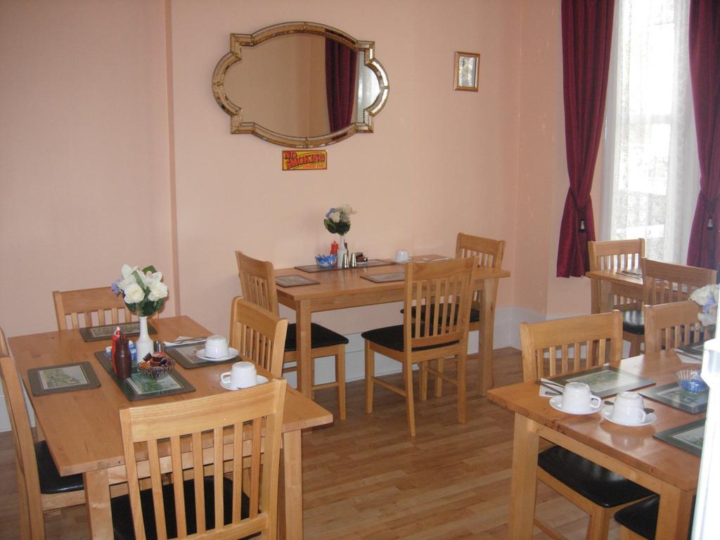 Longfield Guest House Dover Exteriör bild